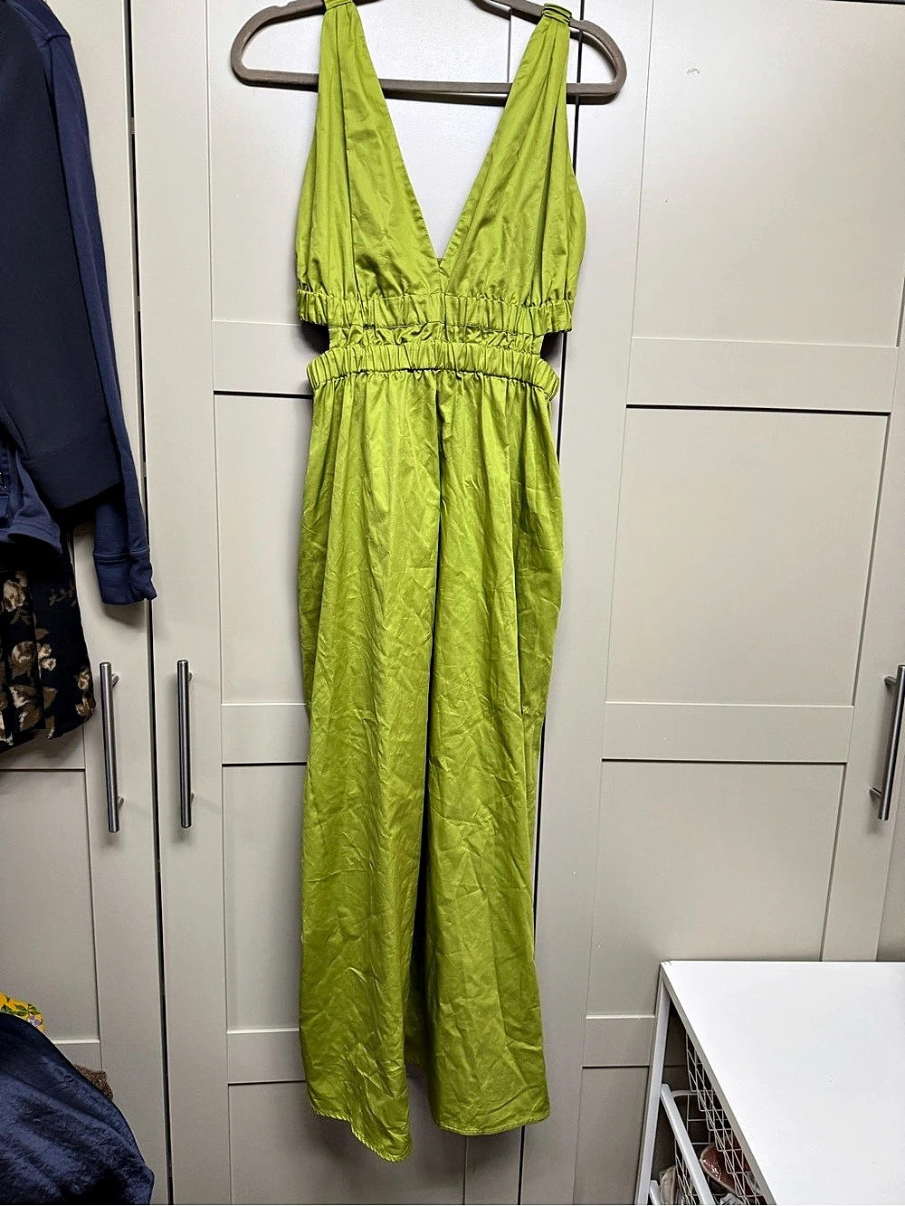 Devotion TWINS Green Maxi Dress with cut Outs Women’s Small NWT